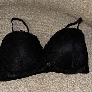 Chic Black Lace Bra